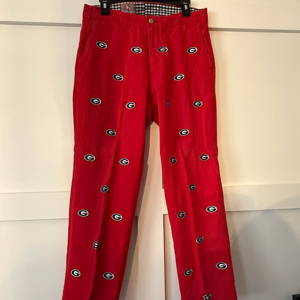 Pennington Stadium pants with embroidered Georgia G.  Size 32 waist.
